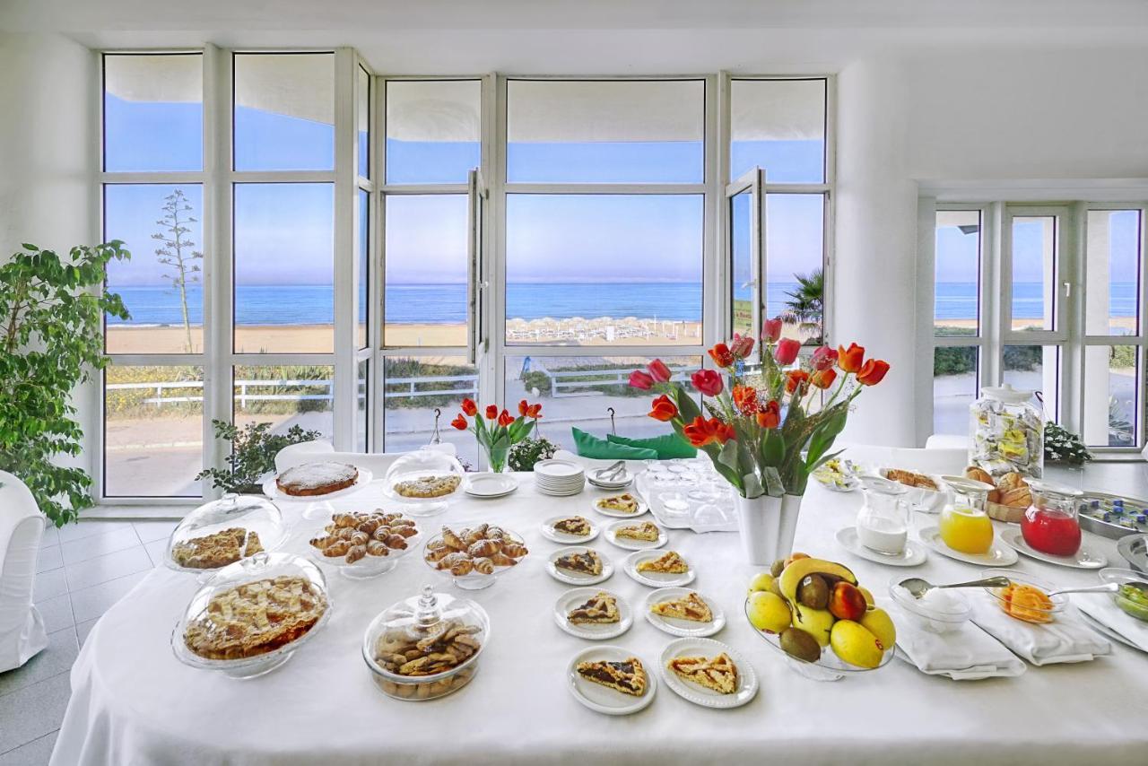 Hotel Mida Скольитти Экстерьер фото