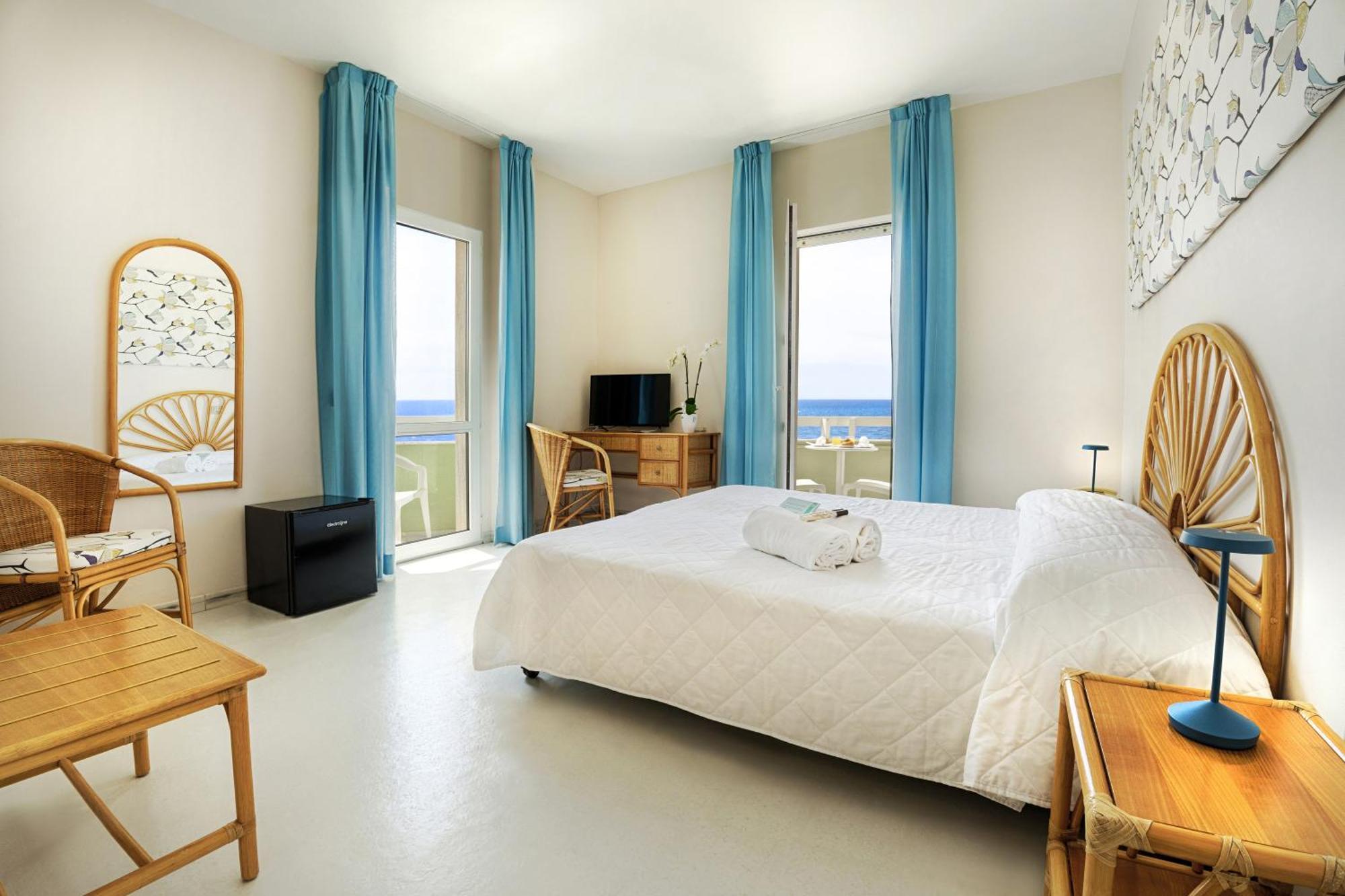 Hotel Mida Скольитти Экстерьер фото