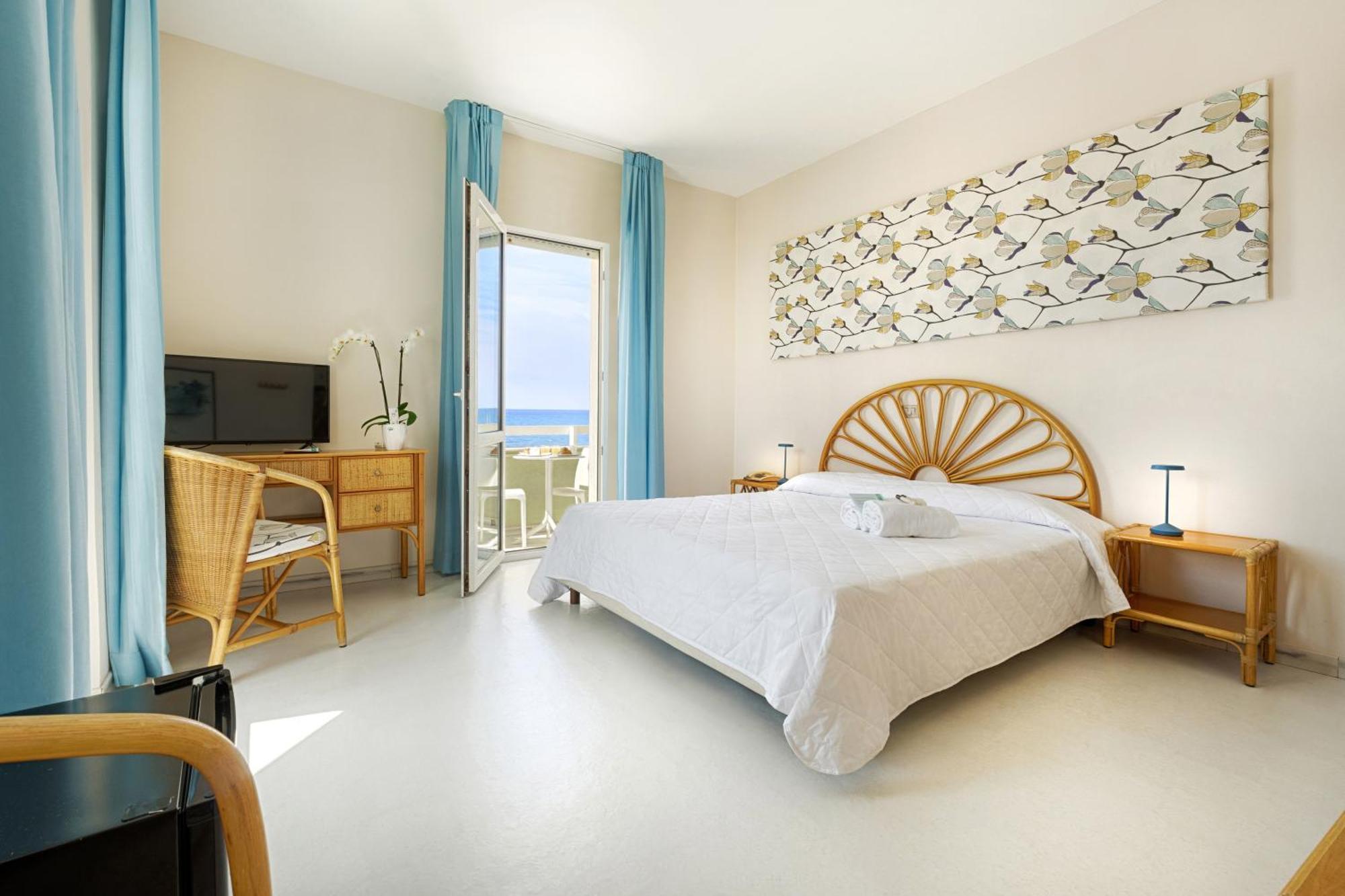 Hotel Mida Скольитти Экстерьер фото