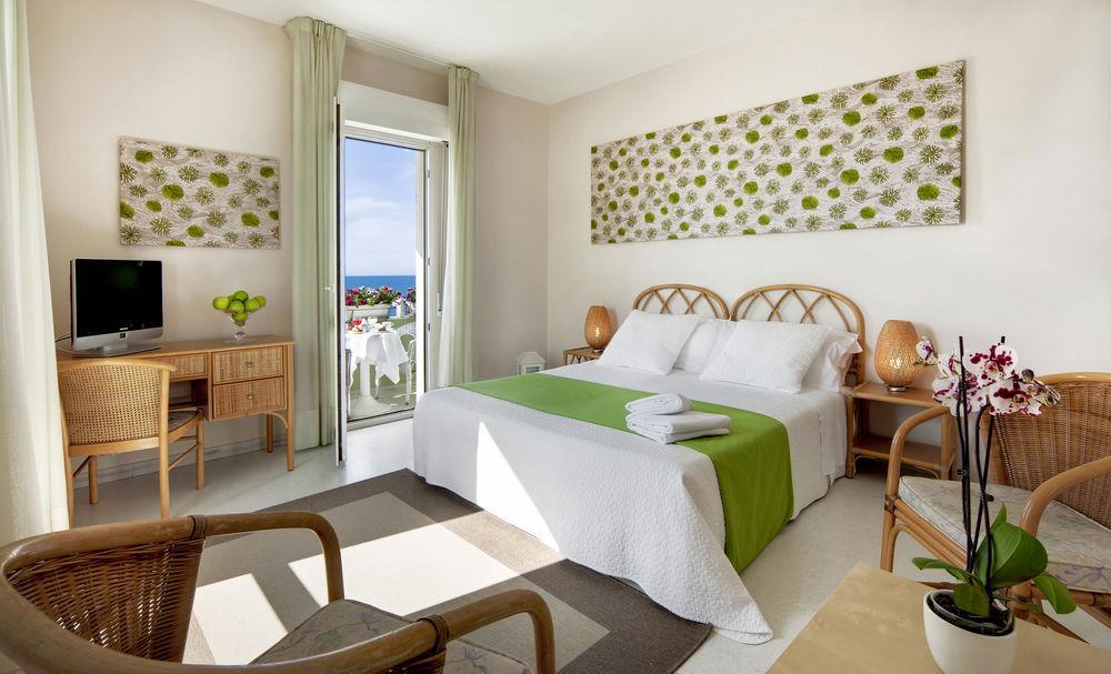 Hotel Mida Скольитти Экстерьер фото