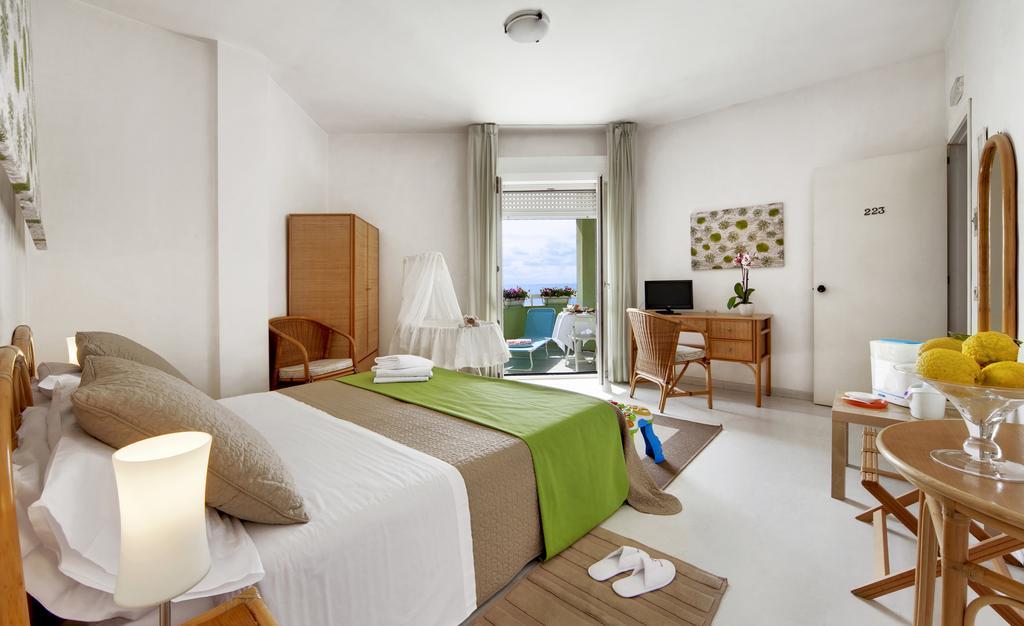 Hotel Mida Скольитти Экстерьер фото